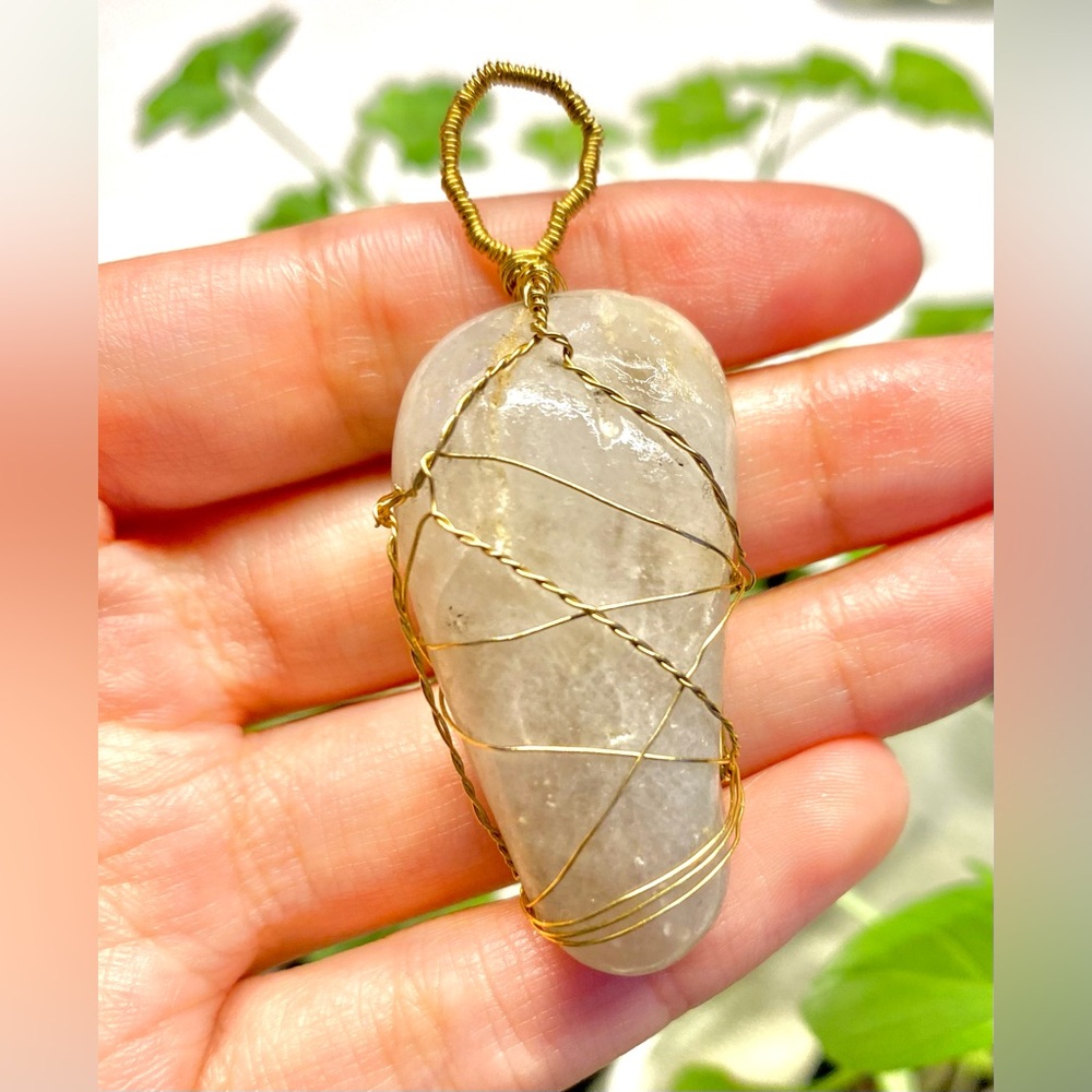 Rock pendant